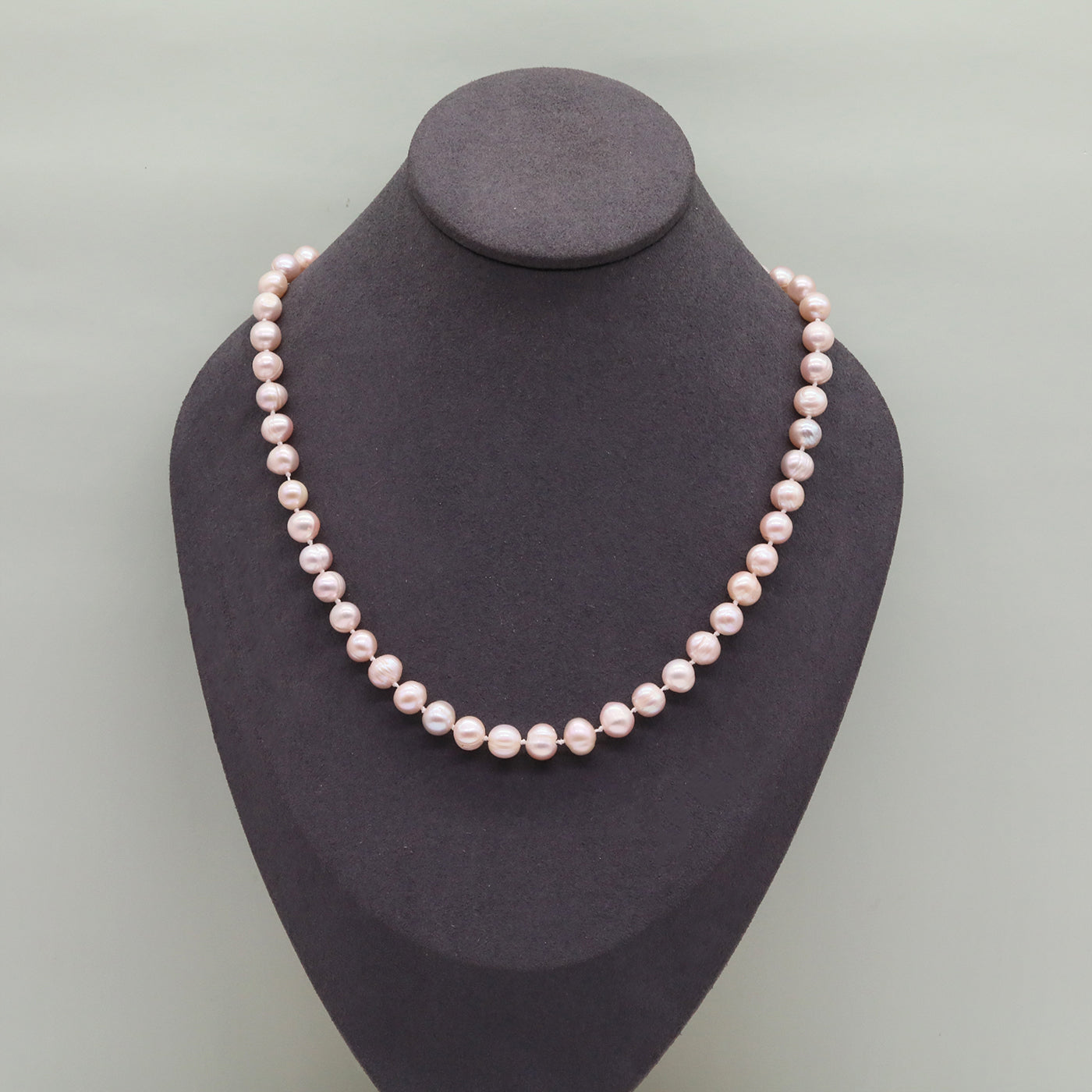Pink Freshwater Pearl Necklace with Hollow Four-Leaf Clover Clasp - 17.7" Luxury Gift for Her/Him, Perfect for Daily Wear Special Occasions like Weddings, Birthdays, Anniversaries, Christmas, Valentine's Day & Thanksgiving, Best for Christmas