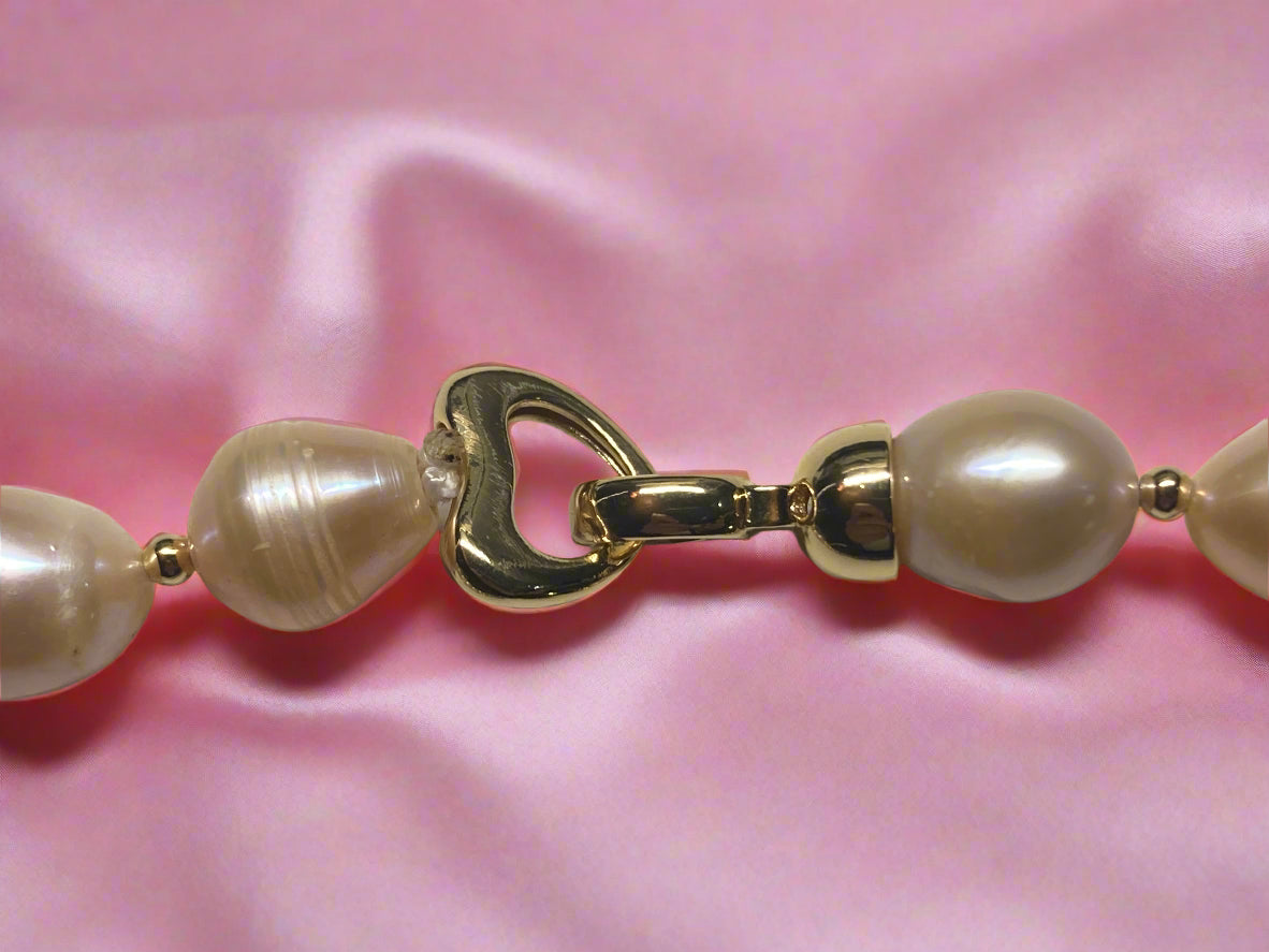 XL-2412PINK-04 LARGE BAROQUE PINK FRESHWATER PEARL NECKLACE WITH GOLD HEART CLASP