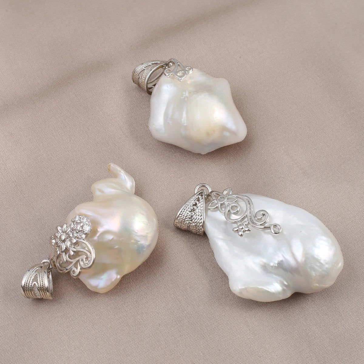 Wholesale lots of 4 pieces - baroque pearls with 925 fancy handcrafted Bails