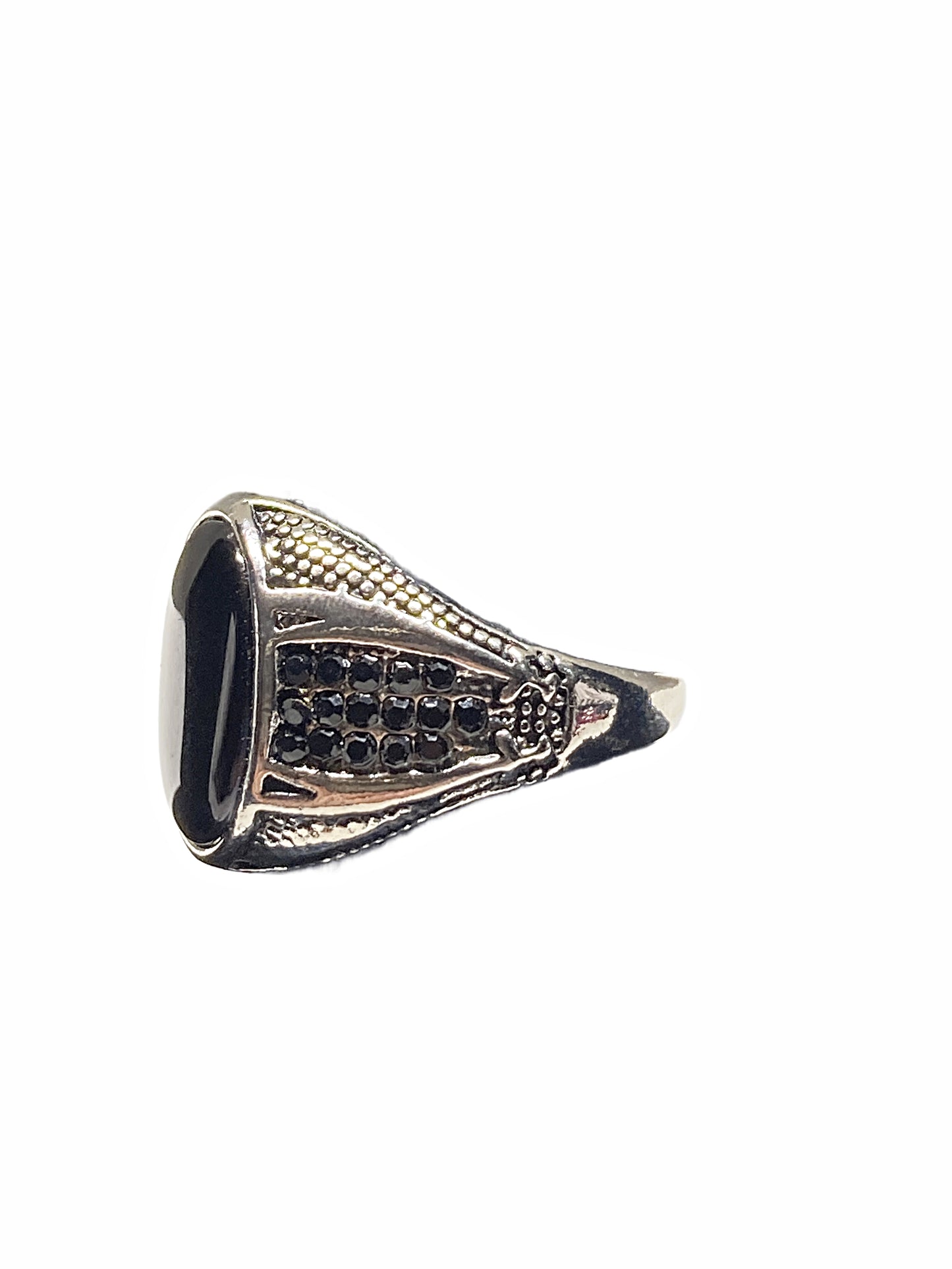 Sterling silver ring with vintage oval onyx stone Unisex