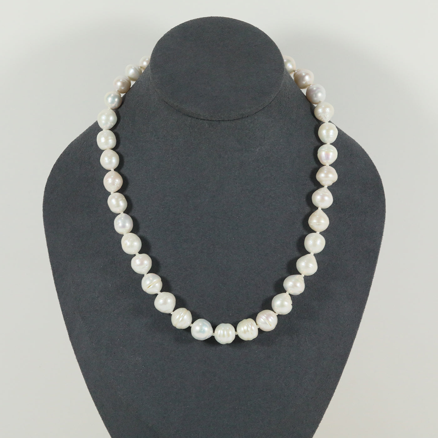 Unique irregular long freshwater pearl design, luxurious simple 17.7inch long collarbone chain, ideal Mother's Day gift, suitable for everyday wear and vacation, freshwater pearl jewelry【XL-2501White-04】