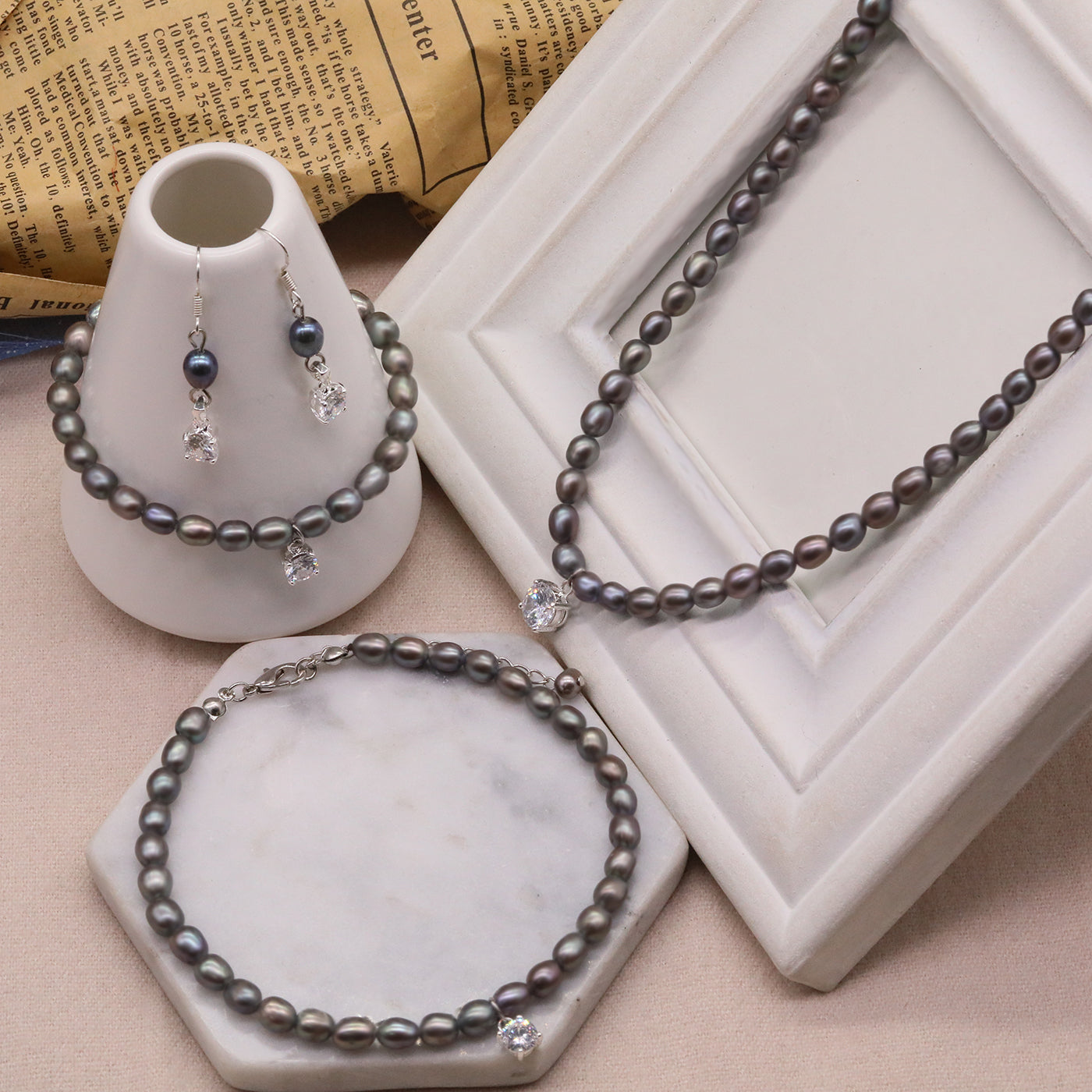 Exquisite Fresh Water Pearl with Zircon Necklace Earrings Bracelet Anklet Four piece Set  ideal for Christmas, Valentine's Day and Thanksgiving gifts, suitable for everyday, wedding and birthday[NK-XL2501-silver-01]