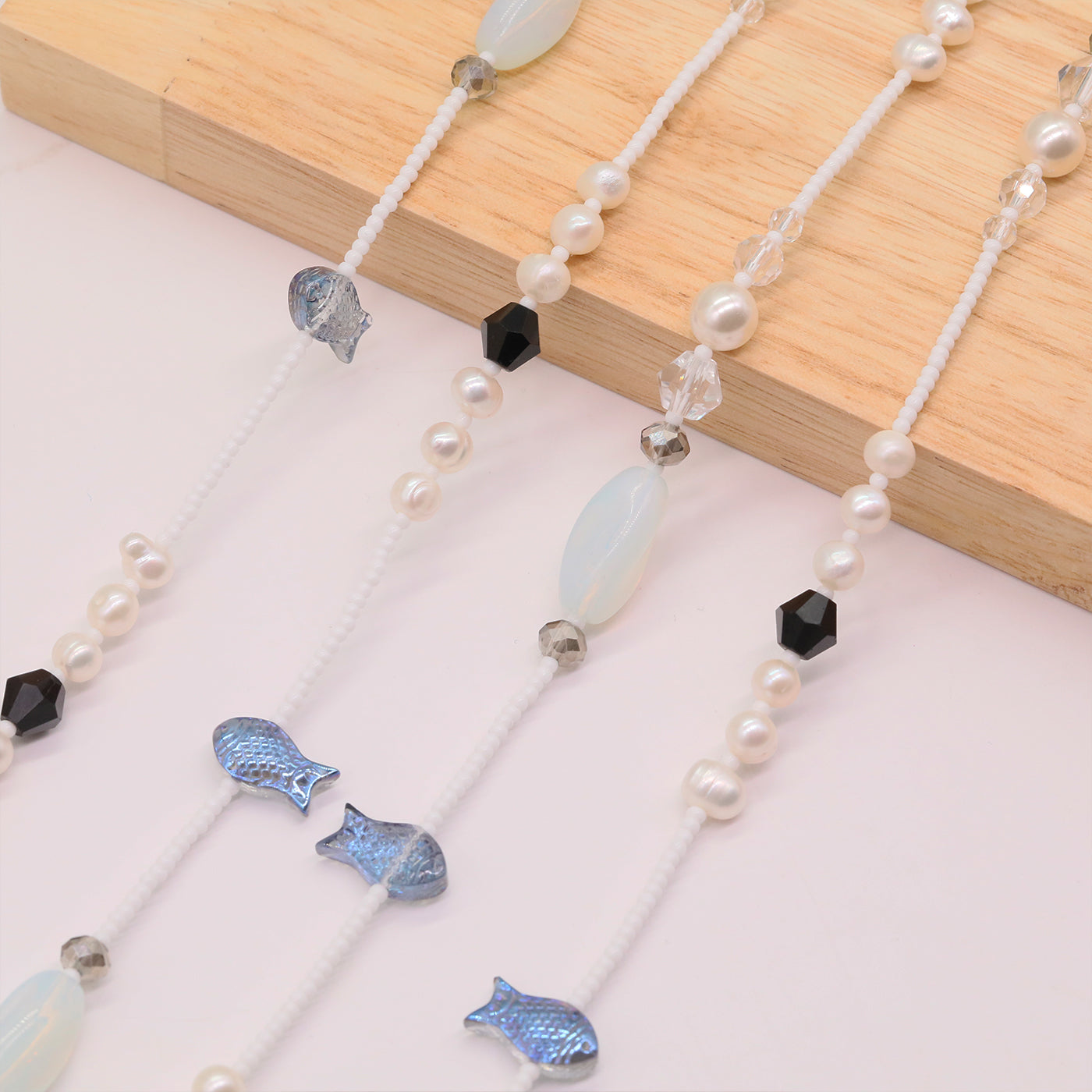 100% handmade black and white stone with natural freshwater Pearl long necklace Boho style Handmade long necklace with small fish pendant Fashion sweater chain  Suitable for  Valentine's Day【NK-XL2501Black-02】