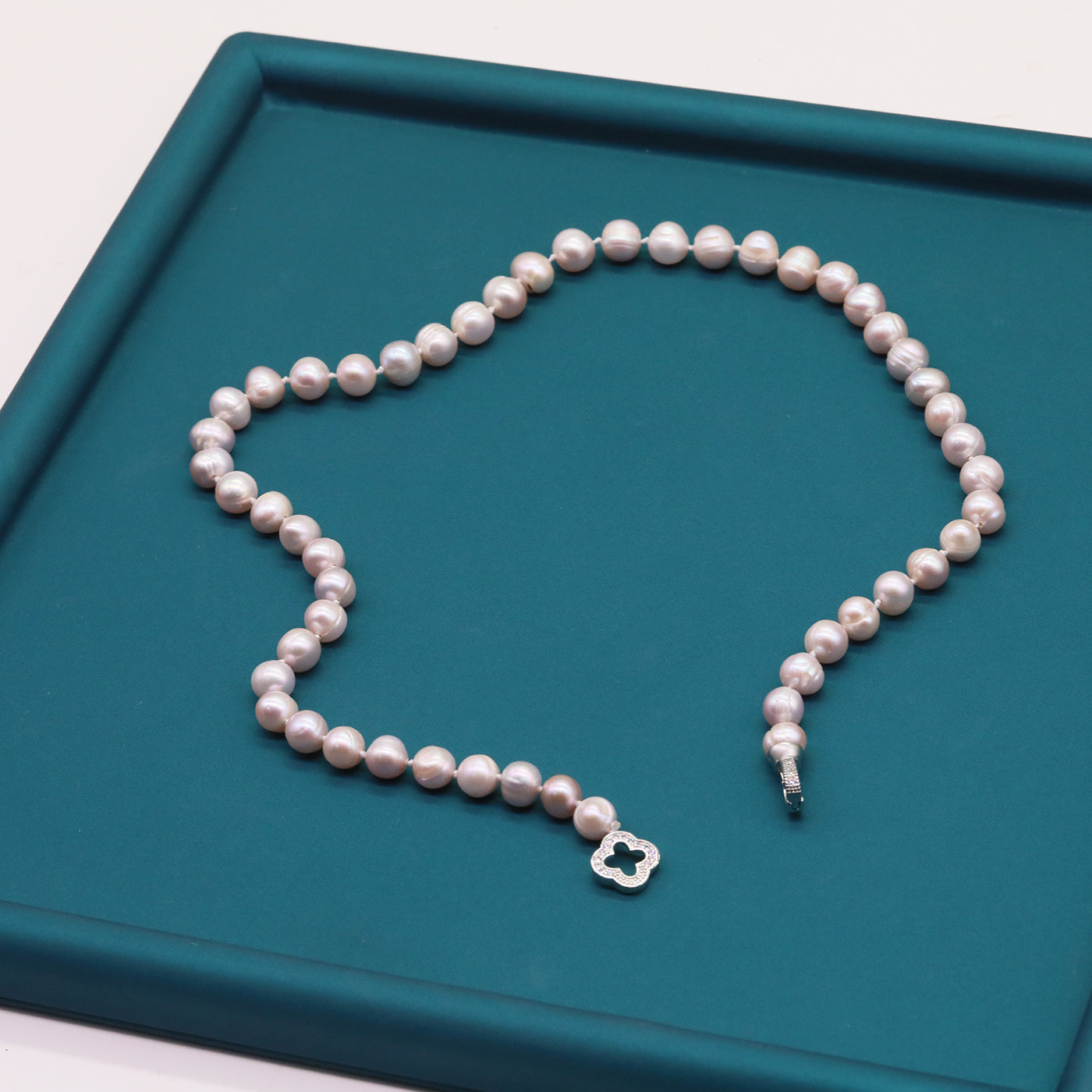 Pink Freshwater Pearl Necklace with Hollow Four-Leaf Clover Clasp Perfect for Daily Wear  Special Occasions like Weddings, Birthdays, Anniversaries Valentine's Day【NK-XL2501-Pink-03】