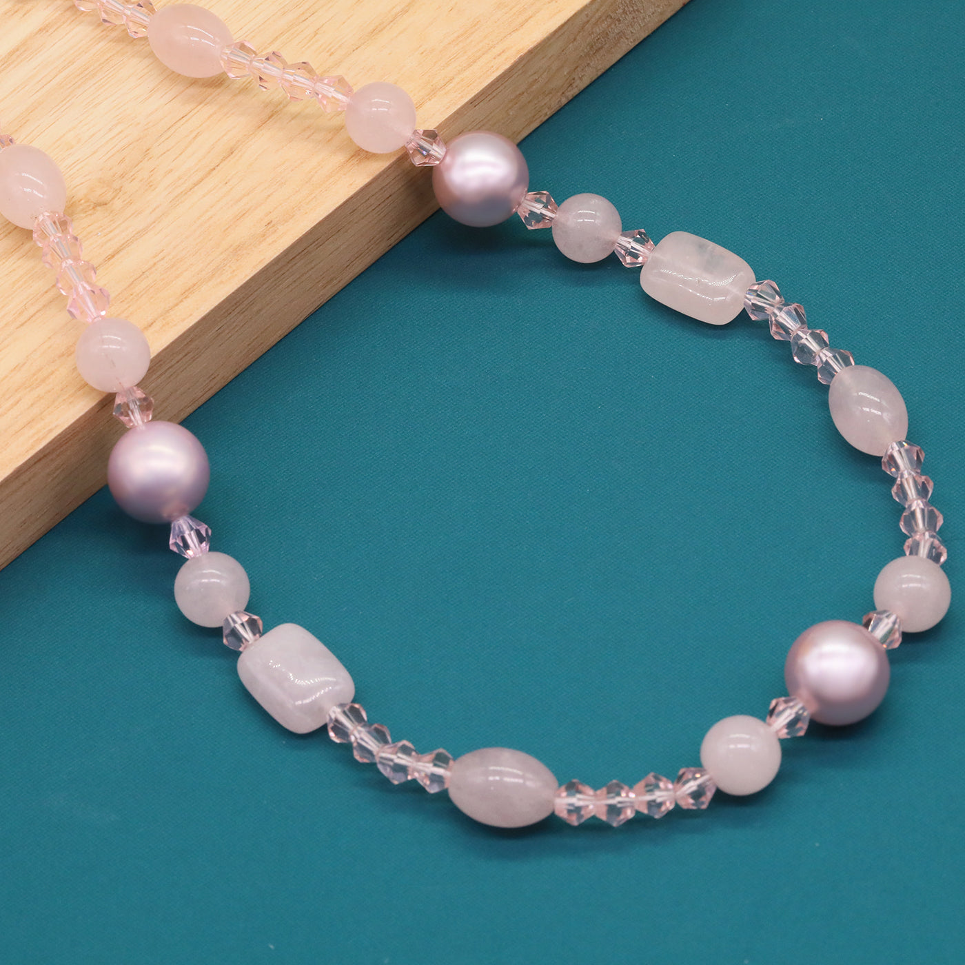 Boho-Chic Handcrafted Pink Natural Stone & Freshwater Pearl Long Necklace - Perfect for Parties, Weddings, and Vacations【NK-XL2501Pink-01】