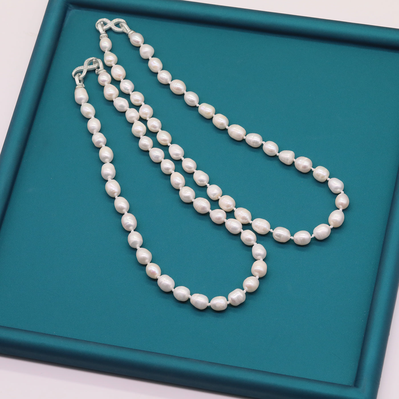 Luxury 17.3inch long white Natural Freshwater Pearl Necklace Exquisite 100% handmade 9mm freshwater pearl necklace, the choice for Christmas and Valentine's Day gifts, suitable for everyday, wedding and birthday parties