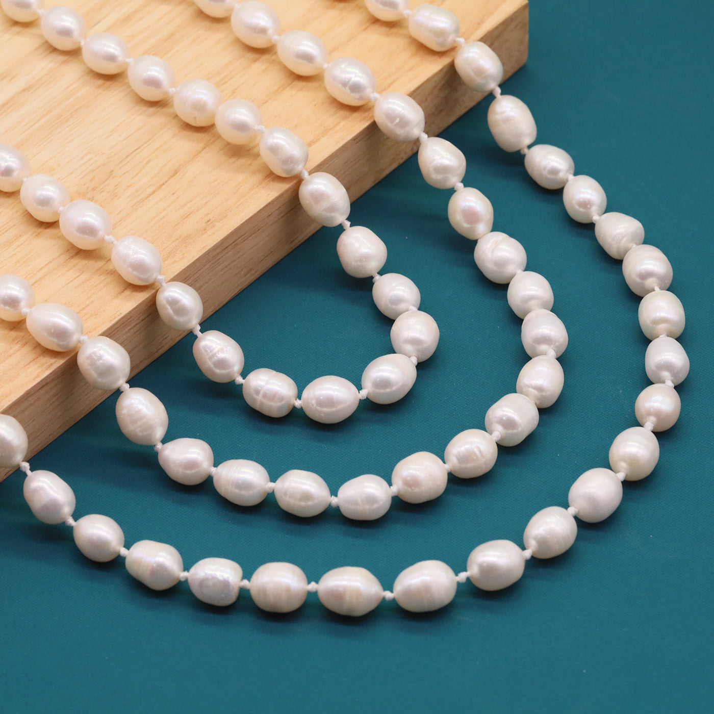 Luxury 17.3inch long white Natural Freshwater Pearl Necklace Exquisite 100% handmade 9mm freshwater pearl necklace, the choice for Christmas and Valentine's Day gifts, suitable for everyday, wedding and birthday parties