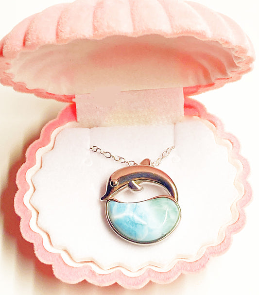 Doulphin on a wave pendant larimar