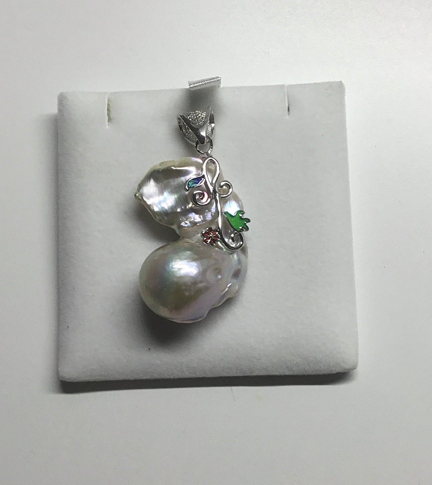 925 Hand-Crafted A/B freshwater large baroque pearl