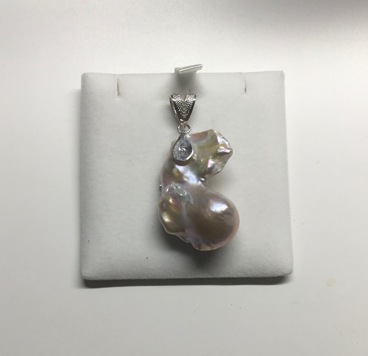 925 Hand-Crafted A/B freshwater large baroque pearl