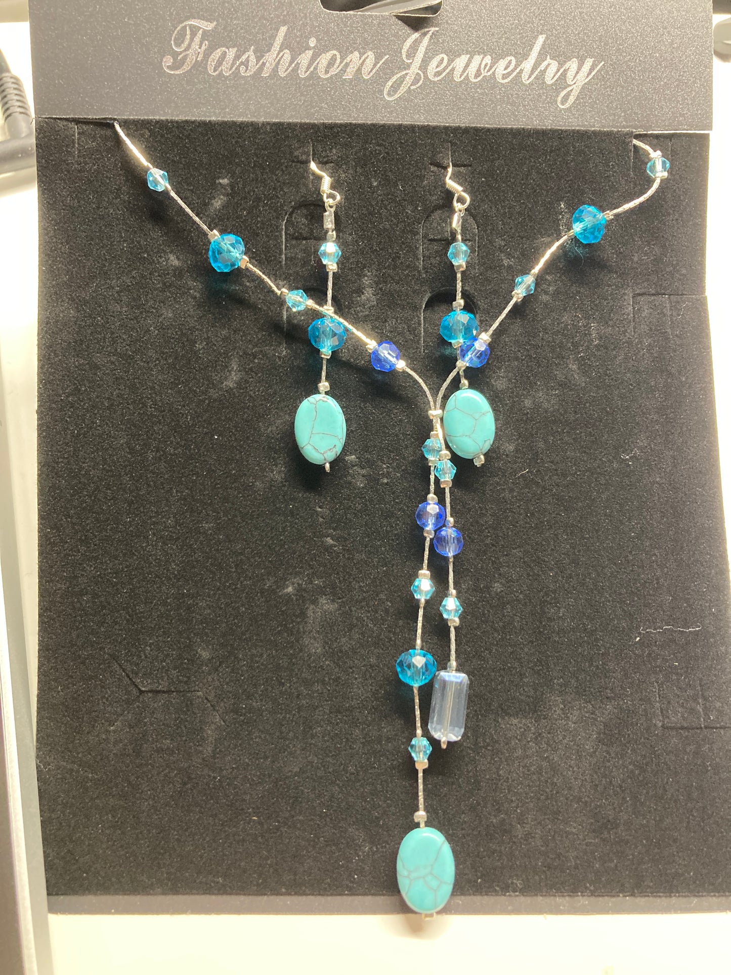 XL-2411BLUE-002 TURQUOISE STONE WITH BLUE CRYSTAL BEADED Y-NECKLACE AND EARRING SET