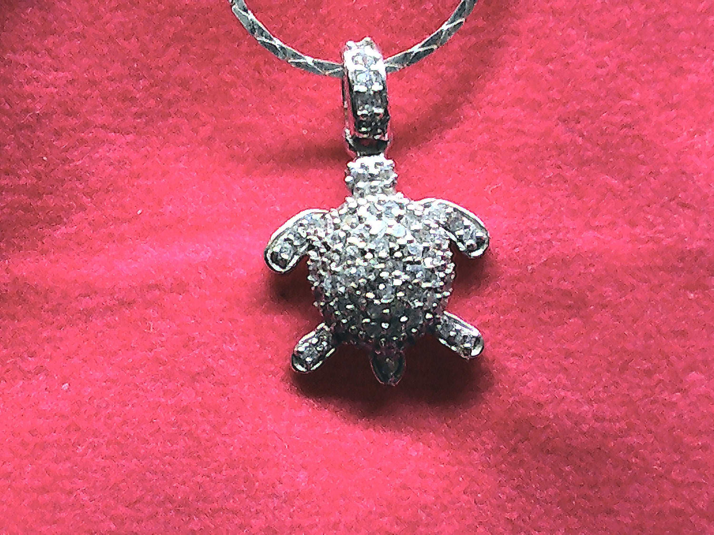 Sterling silver bling turtle pendant on 18 inch chain - Providence silver gold jewelry usa