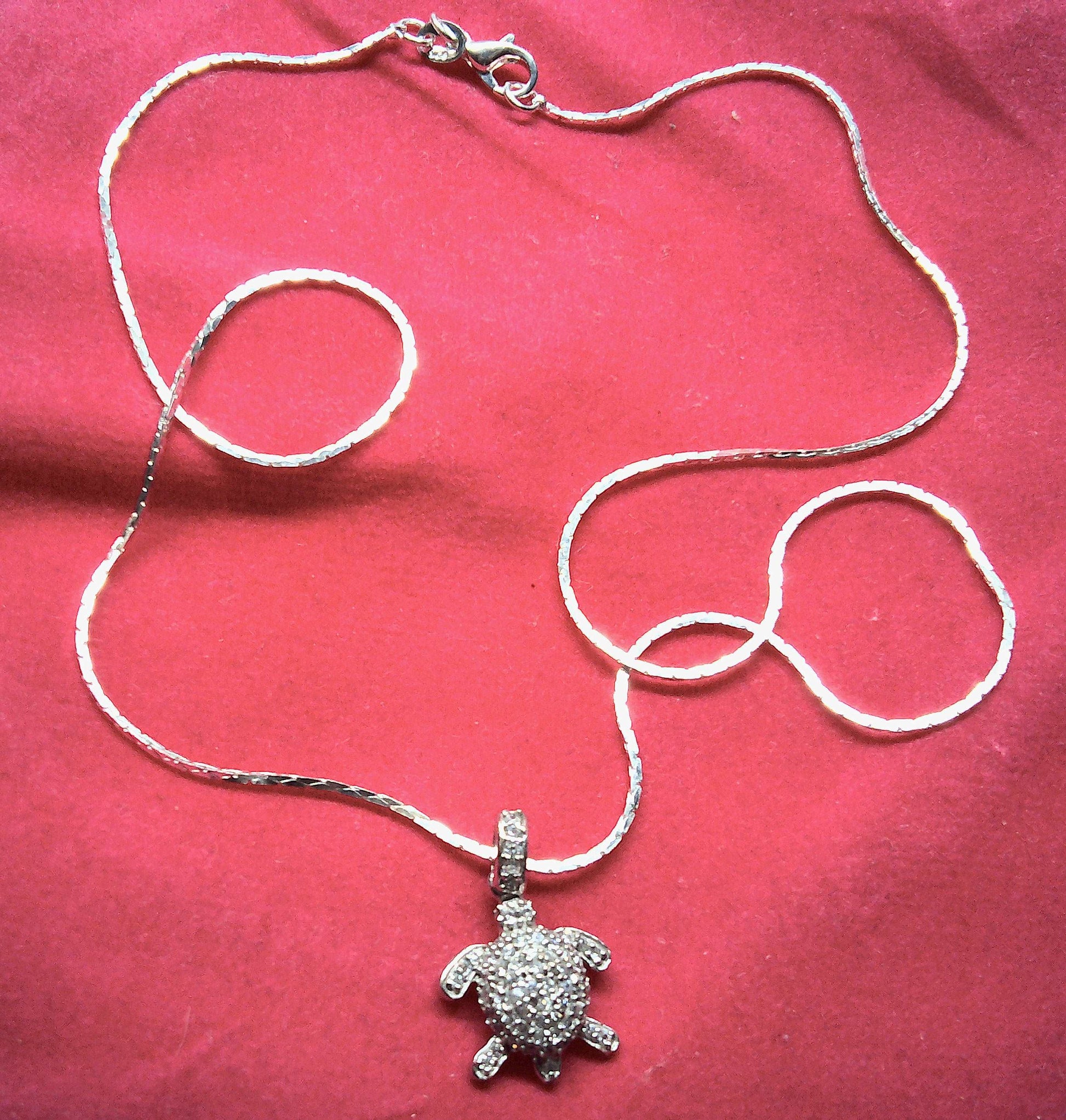 Sterling silver bling turtle pendant on 18 inch chain - Providence silver gold jewelry usa